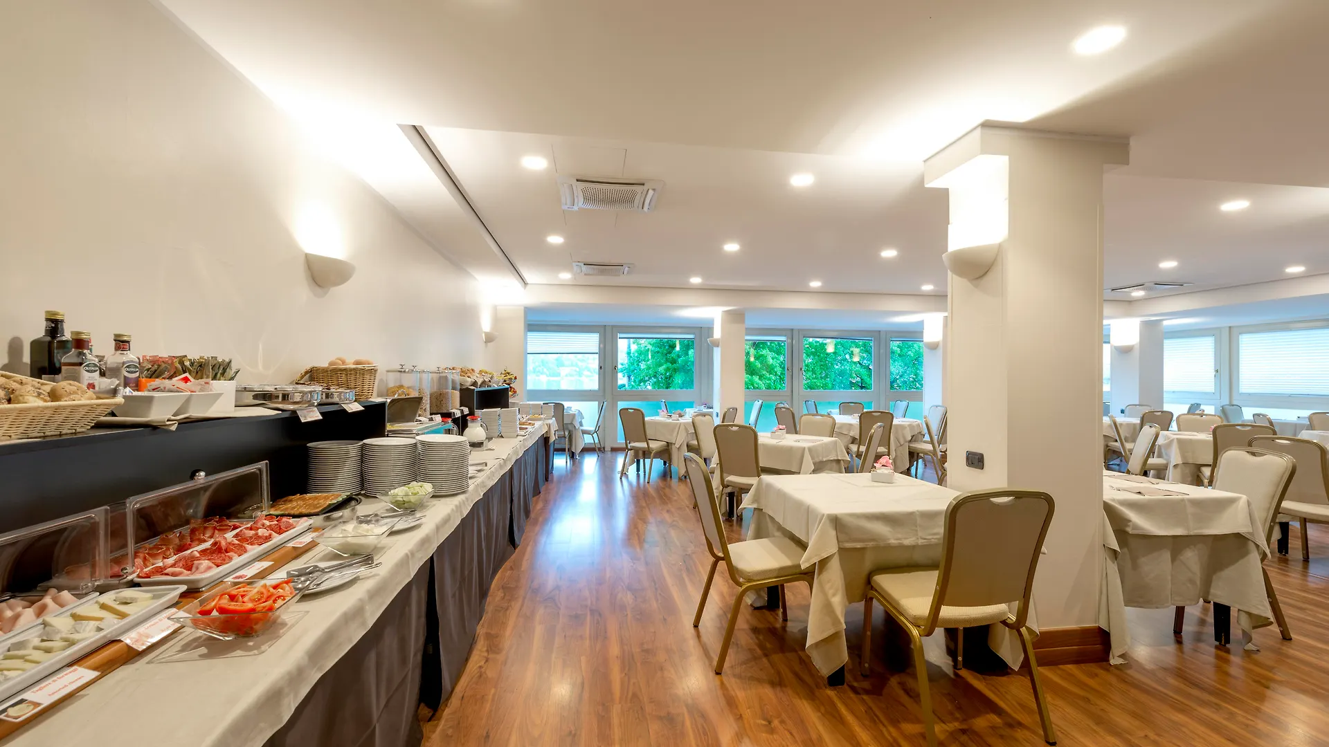 Hotel Barchetta Excelsior Como Italien