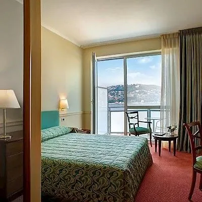 Hotel Barchetta Excelsior Como 4*,